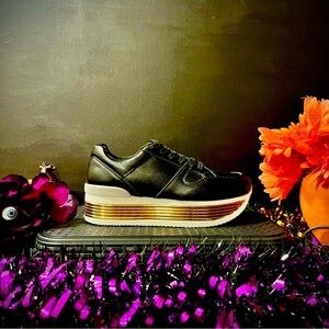 BRAND NEW Qupid Tampa Platforms!!!